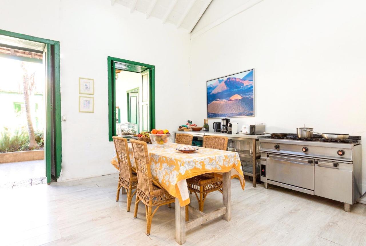 Detached Villa With Garden, Heated And Private Pool, Sea View, Parking Free Tijoco de Abajo Exterior photo